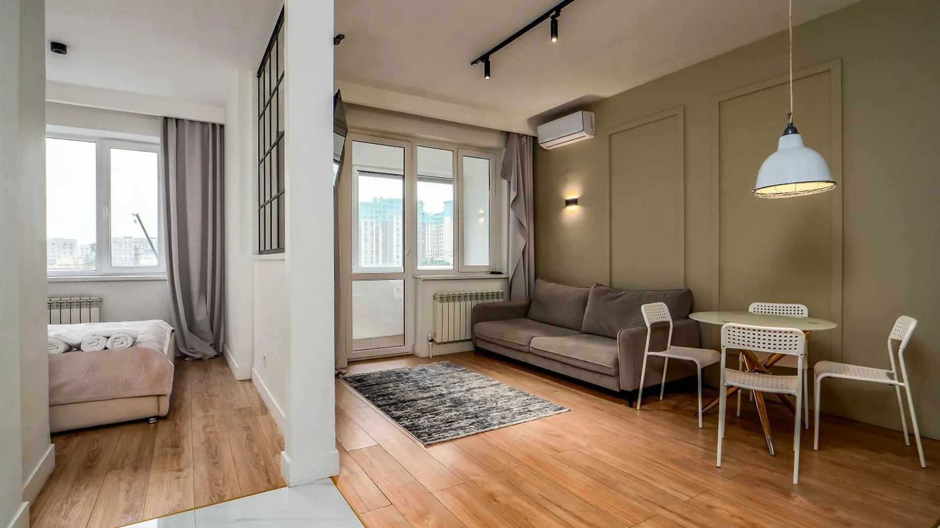 Mega R-House Apartment Almatý Kazajstán