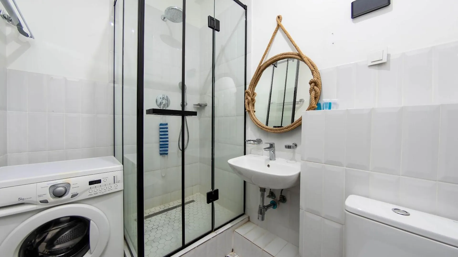 Mega R-House Apartment Almatý