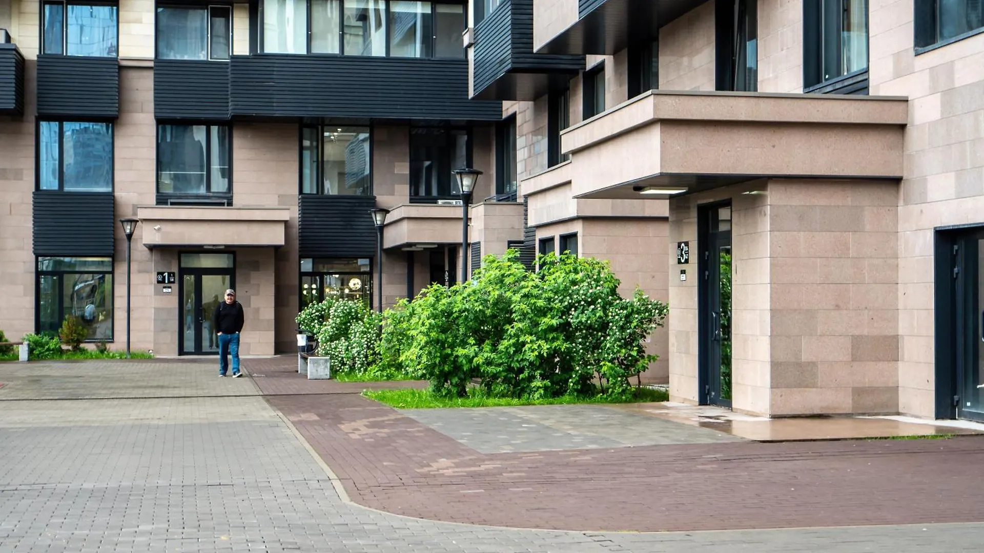 Mega R-House Apartment Almatý